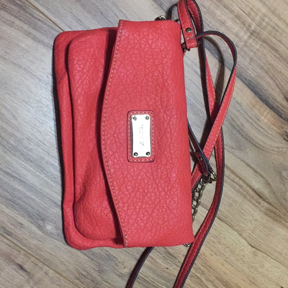 Coral Nine West wallet/purse